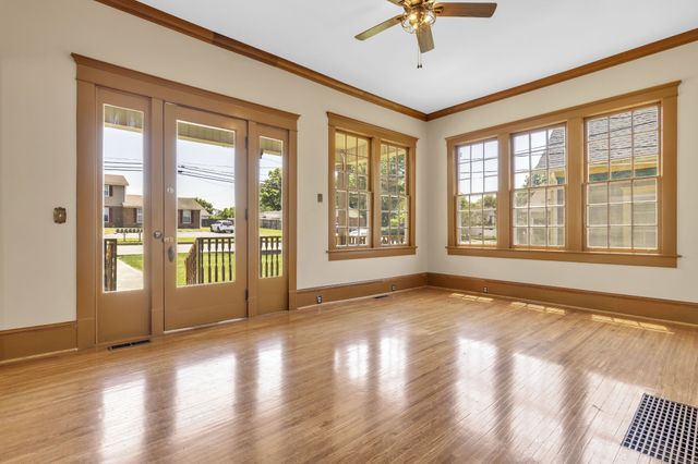 115 N Main St, Springfield, TN 37172