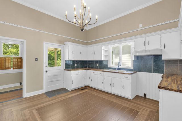 115 N Main St, Springfield, TN 37172