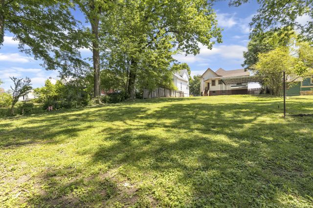 115 N Main St, Springfield, TN 37172