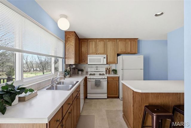 2166 Pheasant Run Drive, St Louis, MO 63043