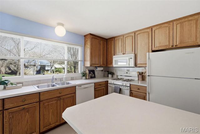 2166 Pheasant Run Drive, St Louis, MO 63043