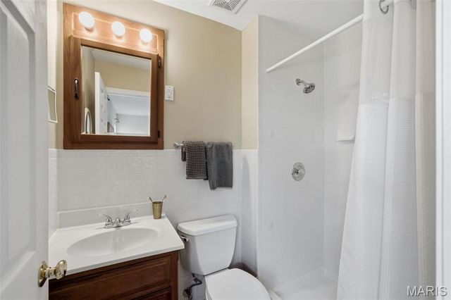 2166 Pheasant Run Drive, St Louis, MO 63043