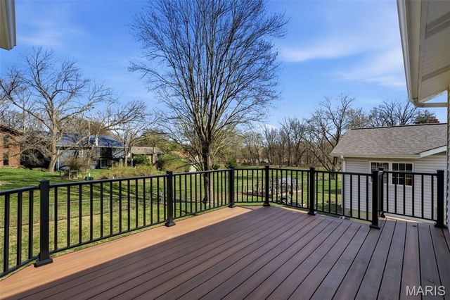 2166 Pheasant Run Drive, St Louis, MO 63043