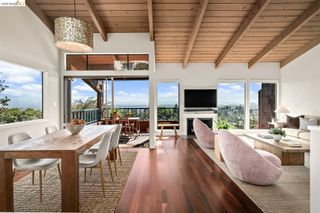 32 Sereno Circle, Oakland, CA 94619