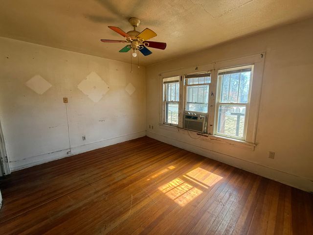 PACKAGE PROPERTY, Lubbock, TX 79411