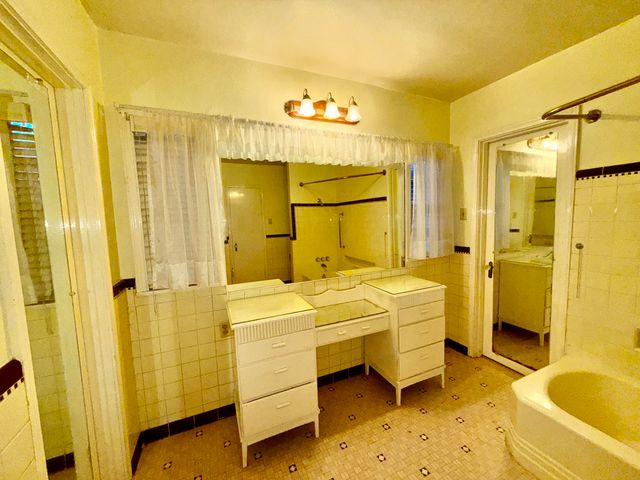 PACKAGE PROPERTY, Lubbock, TX 79411