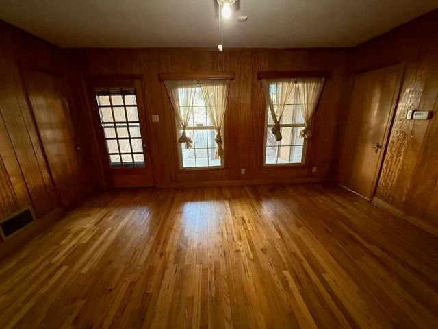 PACKAGE PROPERTY, Lubbock, TX 79411