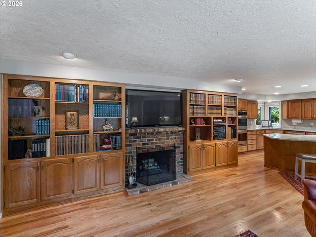 4886 SAGE HEN Cir, Lake Oswego, OR 97035