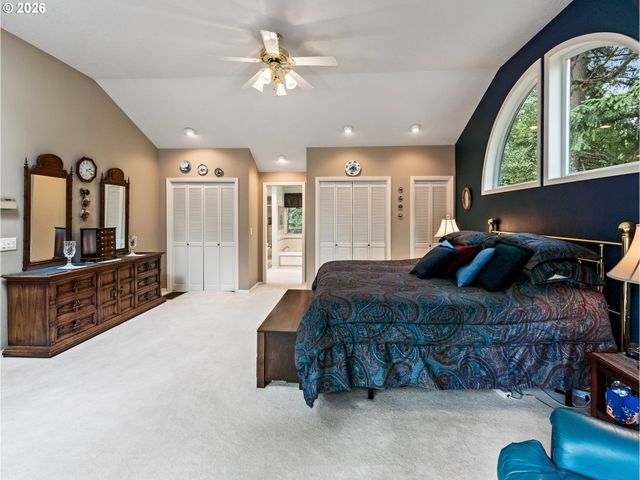 4886 SAGE HEN Cir, Lake Oswego, OR 97035