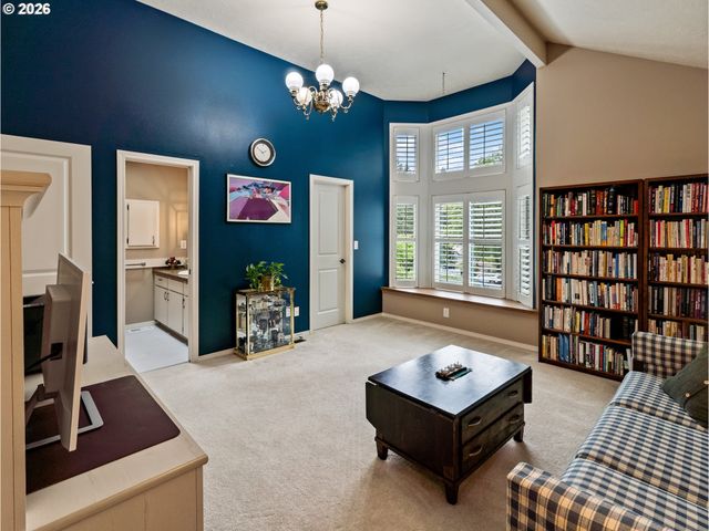 4886 SAGE HEN Cir, Lake Oswego, OR 97035