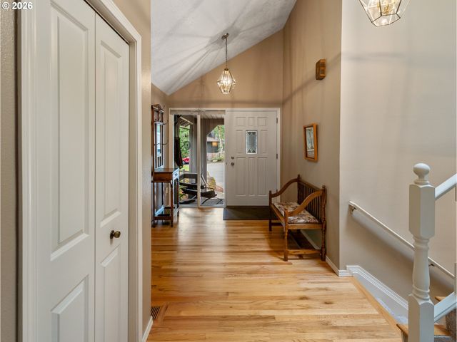 4886 SAGE HEN Cir, Lake Oswego, OR 97035