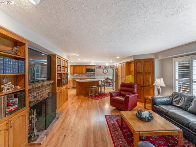 4886 SAGE HEN Cir, Lake Oswego, OR 97035