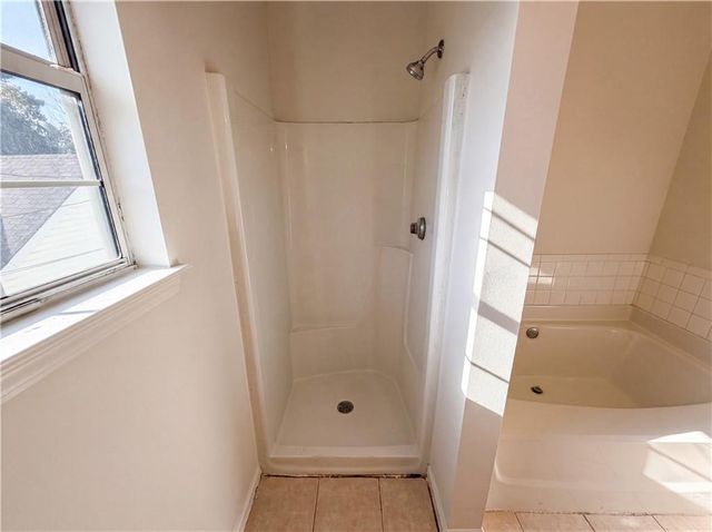 6423 Phillips Court, Lithonia, GA 30058