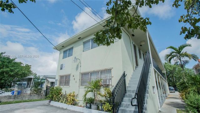 461 SW 6th St 10, Miami, FL 33130