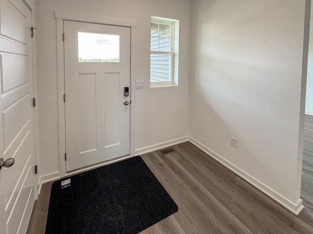 512 Oak Opening Drive, Stoughton, WI 53589