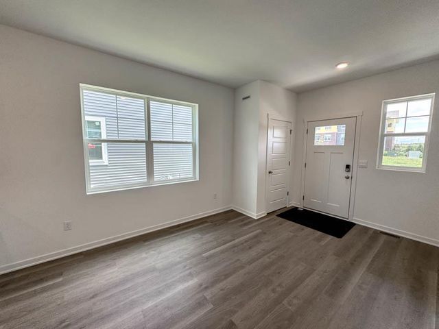 512 Oak Opening Drive, Stoughton, WI 53589