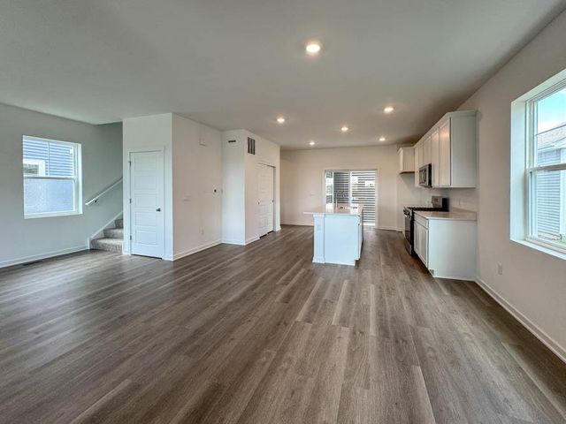 512 Oak Opening Drive, Stoughton, WI 53589