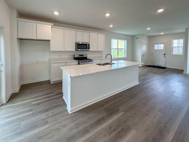 512 Oak Opening Drive, Stoughton, WI 53589