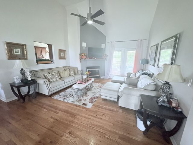 224 Carver Ln, Lebanon, TN 37087
