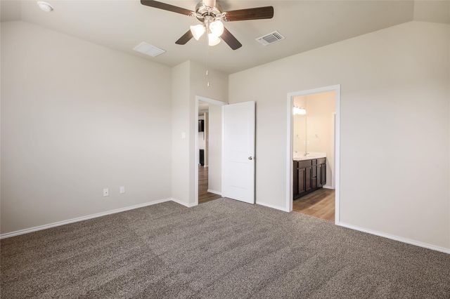 401 Yemen RD, Taylor, TX 76574