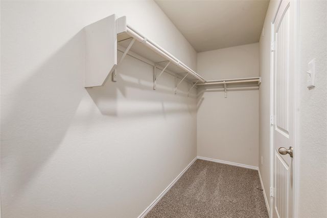 401 Yemen RD, Taylor, TX 76574