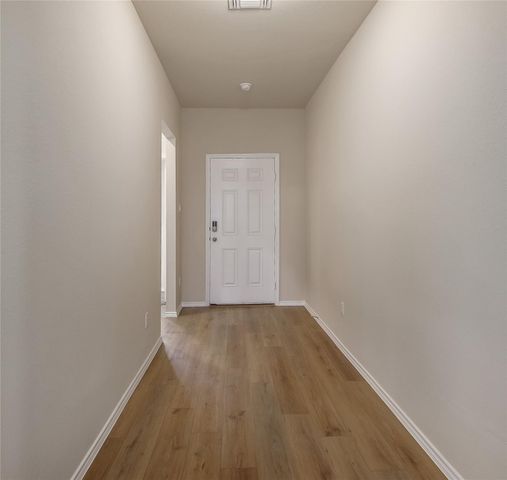 401 Yemen RD, Taylor, TX 76574