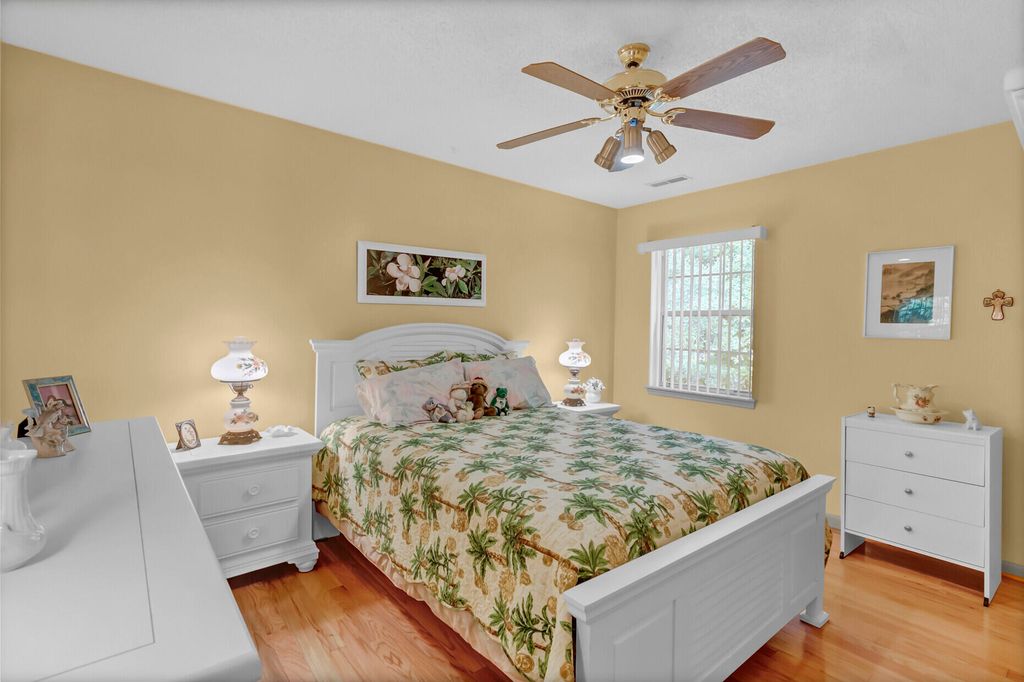 Image 19 of property listing at 206 Lytham Court, Charleston, SC 29414