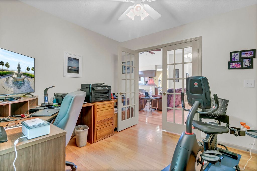 Image 24 of property listing at 206 Lytham Court, Charleston, SC 29414
