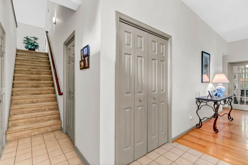 Image 26 of property listing at 206 Lytham Court, Charleston, SC 29414