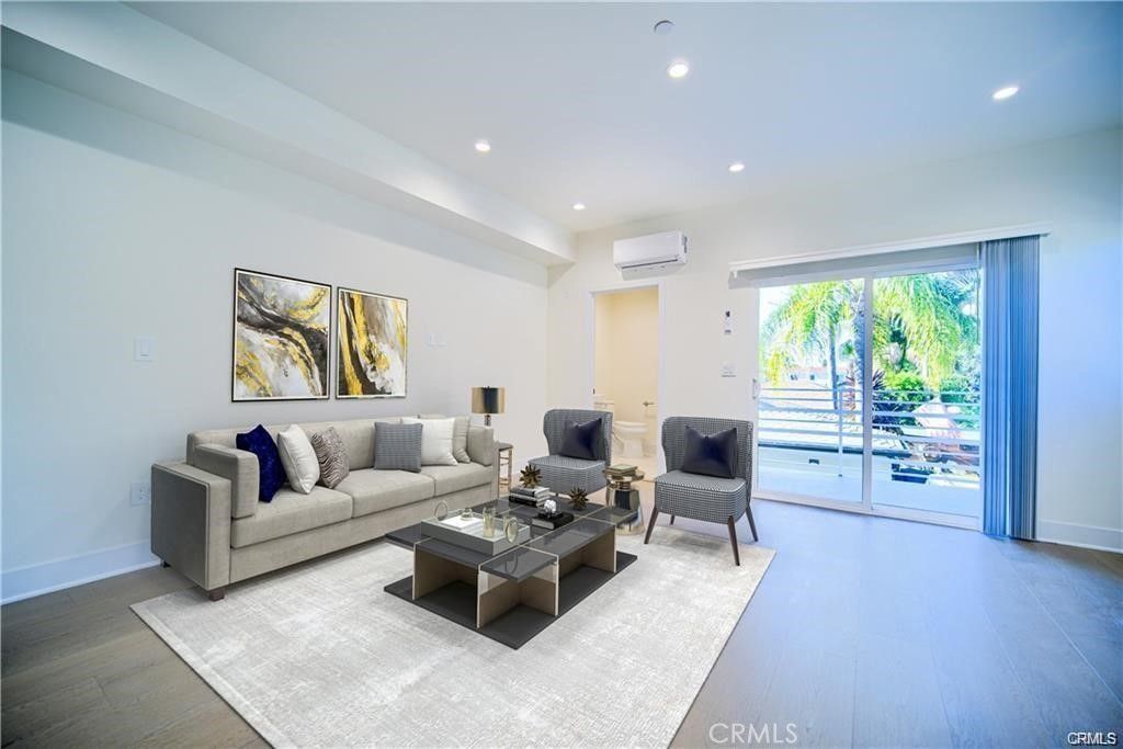 Image 14 of property listing at 4455 S Slauson Avenue, Culver City, CA 90230