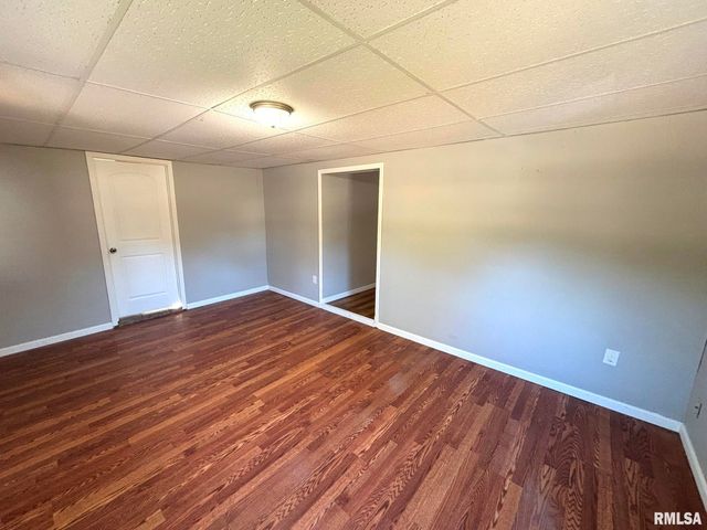 315 S Lackey Street, Salem, IL 62881