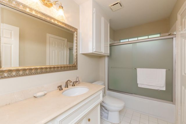 4915 Keneshaw Street, Sugar Land, TX 77479