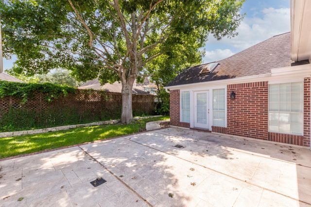 4915 Keneshaw Street, Sugar Land, TX 77479