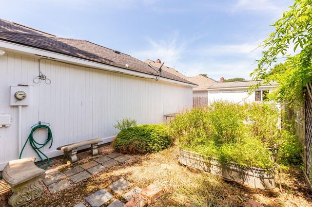 4915 Keneshaw Street, Sugar Land, TX 77479