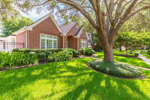 4915 Keneshaw Street, Sugar Land, TX 77479