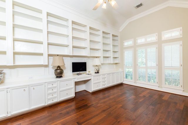 4915 Keneshaw Street, Sugar Land, TX 77479