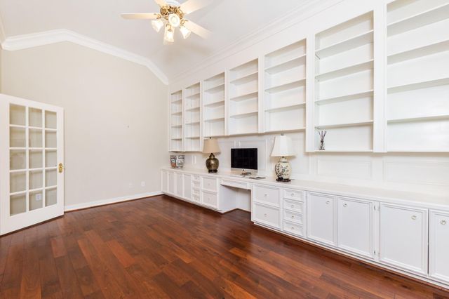 4915 Keneshaw Street, Sugar Land, TX 77479