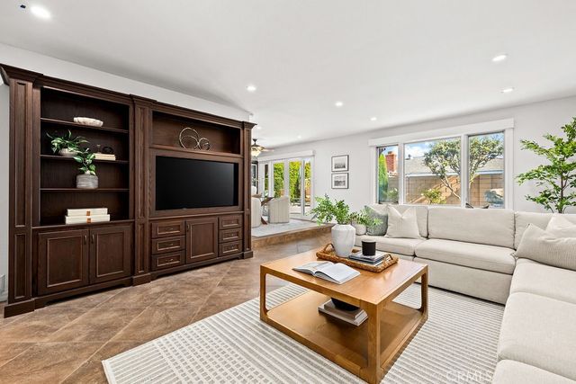 6792 Loyola Drive, Huntington Beach, CA 92647
