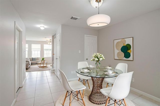4914 N Cancun Drive, Houston, TX 77045