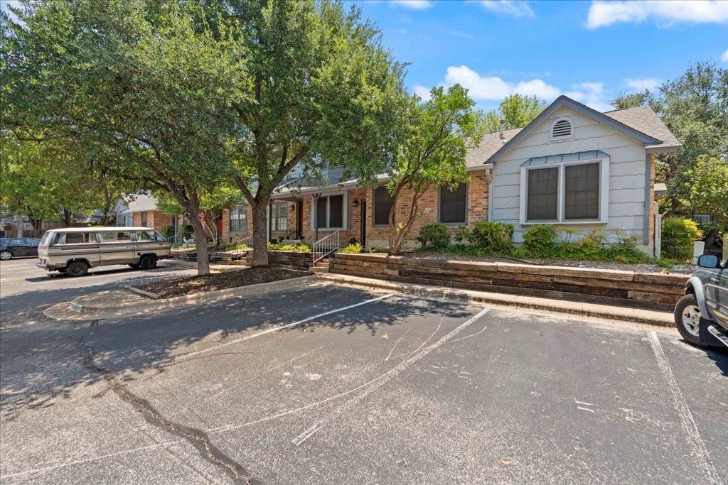 1411 Gracy Farms LN 107, Austin, TX 78758