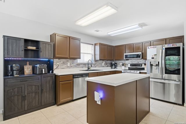 11622 Shotgun Way, Helotes, TX 78023