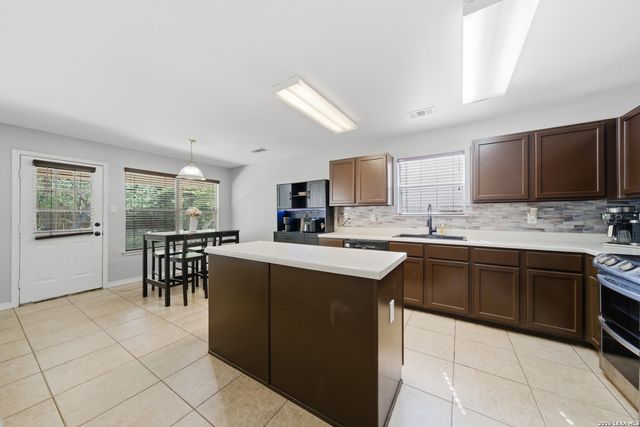 11622 Shotgun Way, Helotes, TX 78023