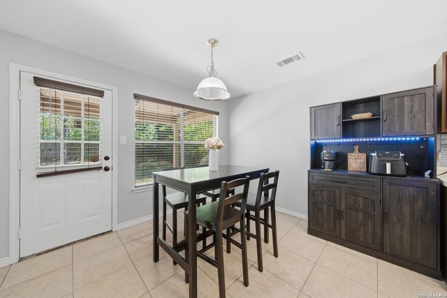 11622 Shotgun Way, Helotes, TX 78023