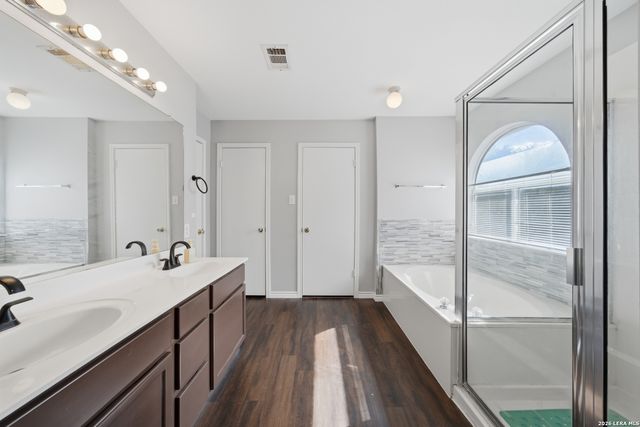 11622 Shotgun Way, Helotes, TX 78023