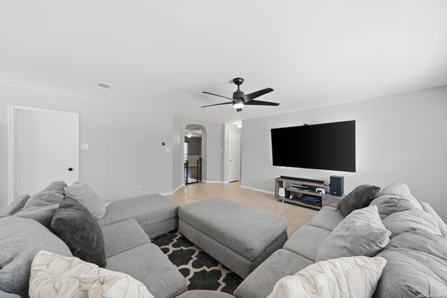 11622 Shotgun Way, Helotes, TX 78023