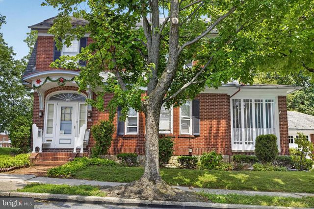 821 N BISHOPTHORPE ST, Fountain Hill, PA 18015