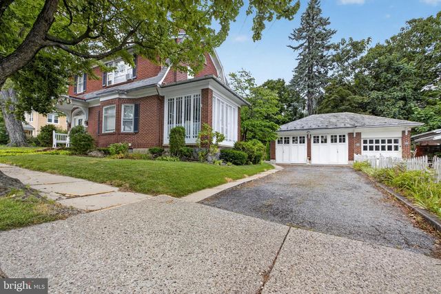 821 N BISHOPTHORPE ST, Fountain Hill, PA 18015
