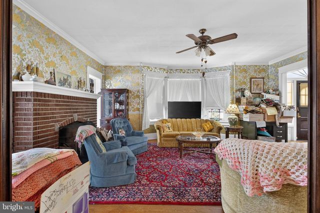 821 N BISHOPTHORPE ST, Fountain Hill, PA 18015