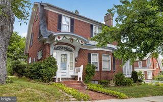 821 N BISHOPTHORPE ST, Fountain Hill, PA 18015