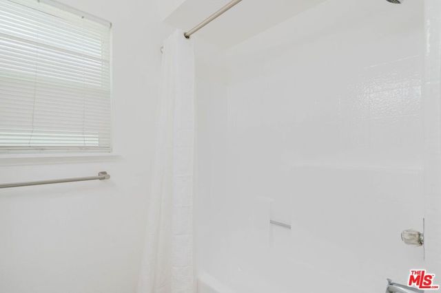 3622 Kalsman Drive 2, Los Angeles, CA 90016